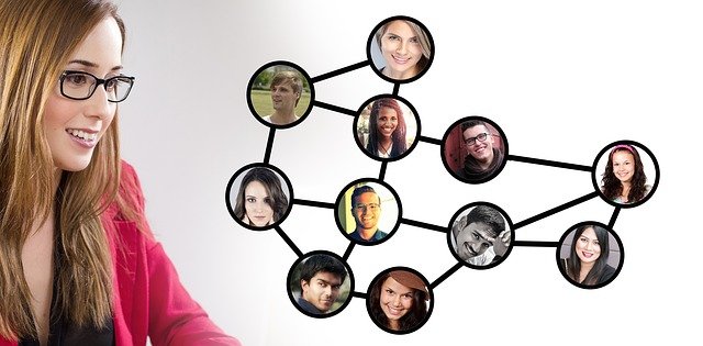 Internet v Česku a jak přispívá k erozi duševního zdraví